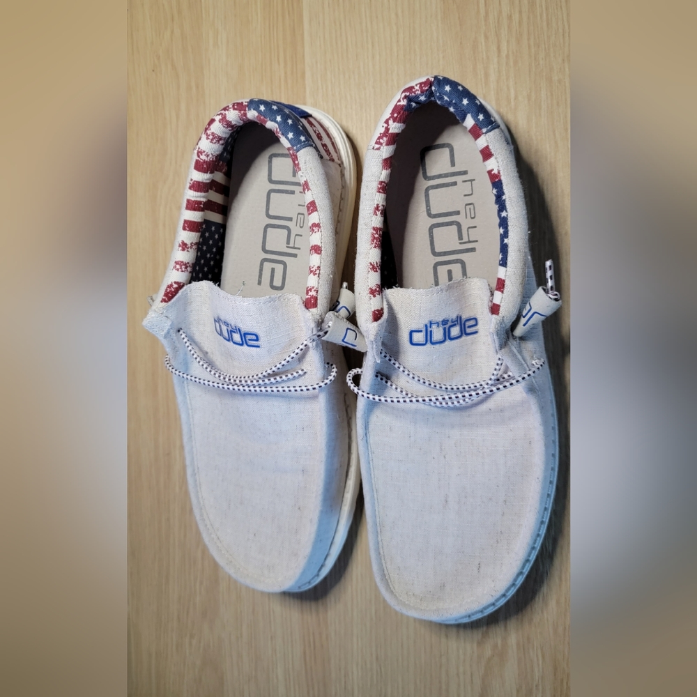 🔥  Hey Dude Men's Wally Off White Patrotic Size 10 🔥